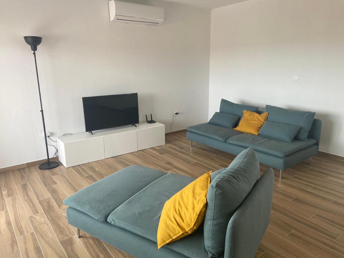 Daniela Family Apartment - Top Floor - New & Quite Location - Great Sea & Island View Вир Екстер'єр фото