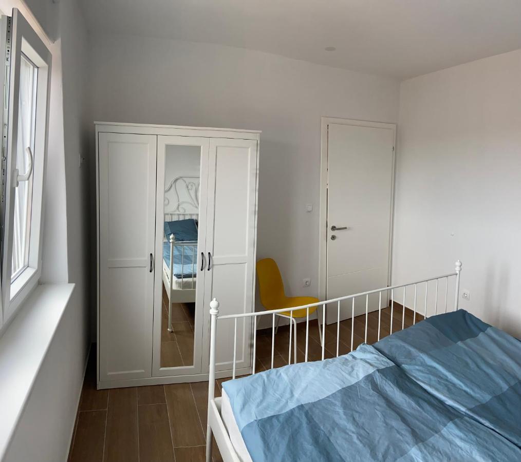 Daniela Family Apartment - Top Floor - New & Quite Location - Great Sea & Island View Вир Екстер'єр фото